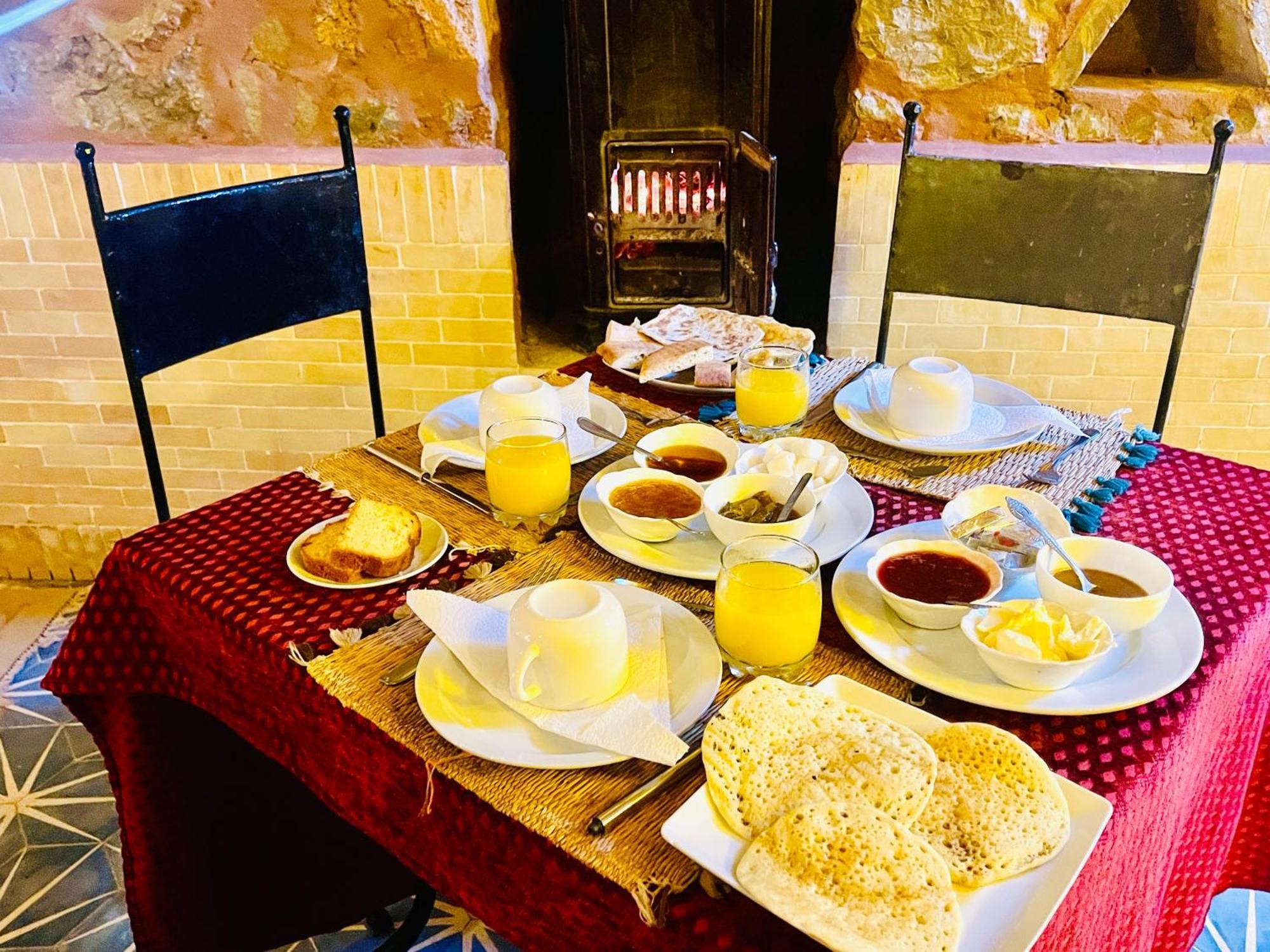 Auberge La Fibule Du Dades Aït Idaïr Eksteriør billede